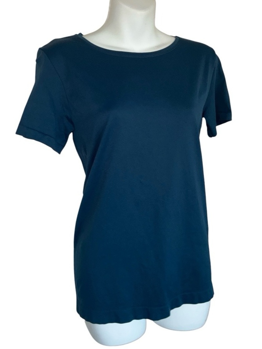 Soma Tee Women, L Teal Blue, short sleeve, seamless sides, generous stretch EUC